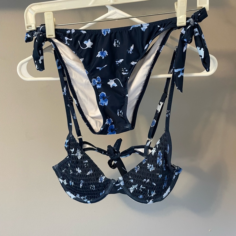NEVER WORN floral blue swimsuit!